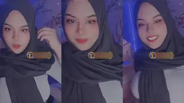 Arrazyny Live Nakal Buka Baju Pamer Dada Montok Seksi poster